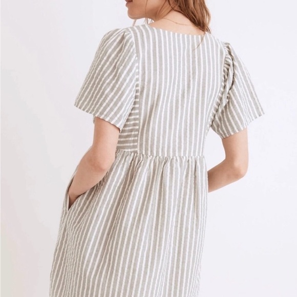 Madewell Seersucker Flutter-Sleeve Mini Dress Striped Sage Green Medium - Picture 3 of 10